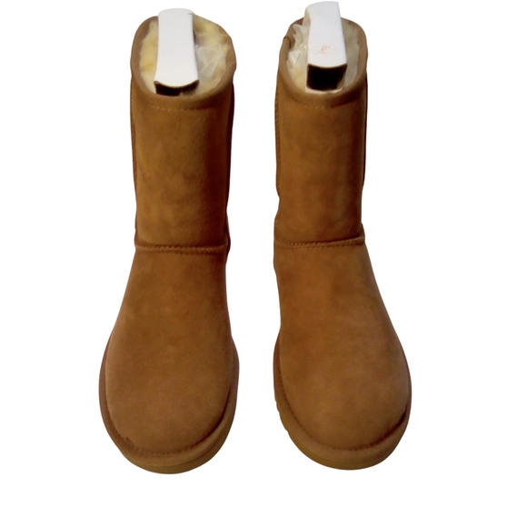 UGG Women Classic Short II Boot Style 1016223 Size 6 Chestnut See Description - Picture 2 of 13